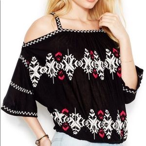 Free People Black Patterned Flowy Top, Size Small!